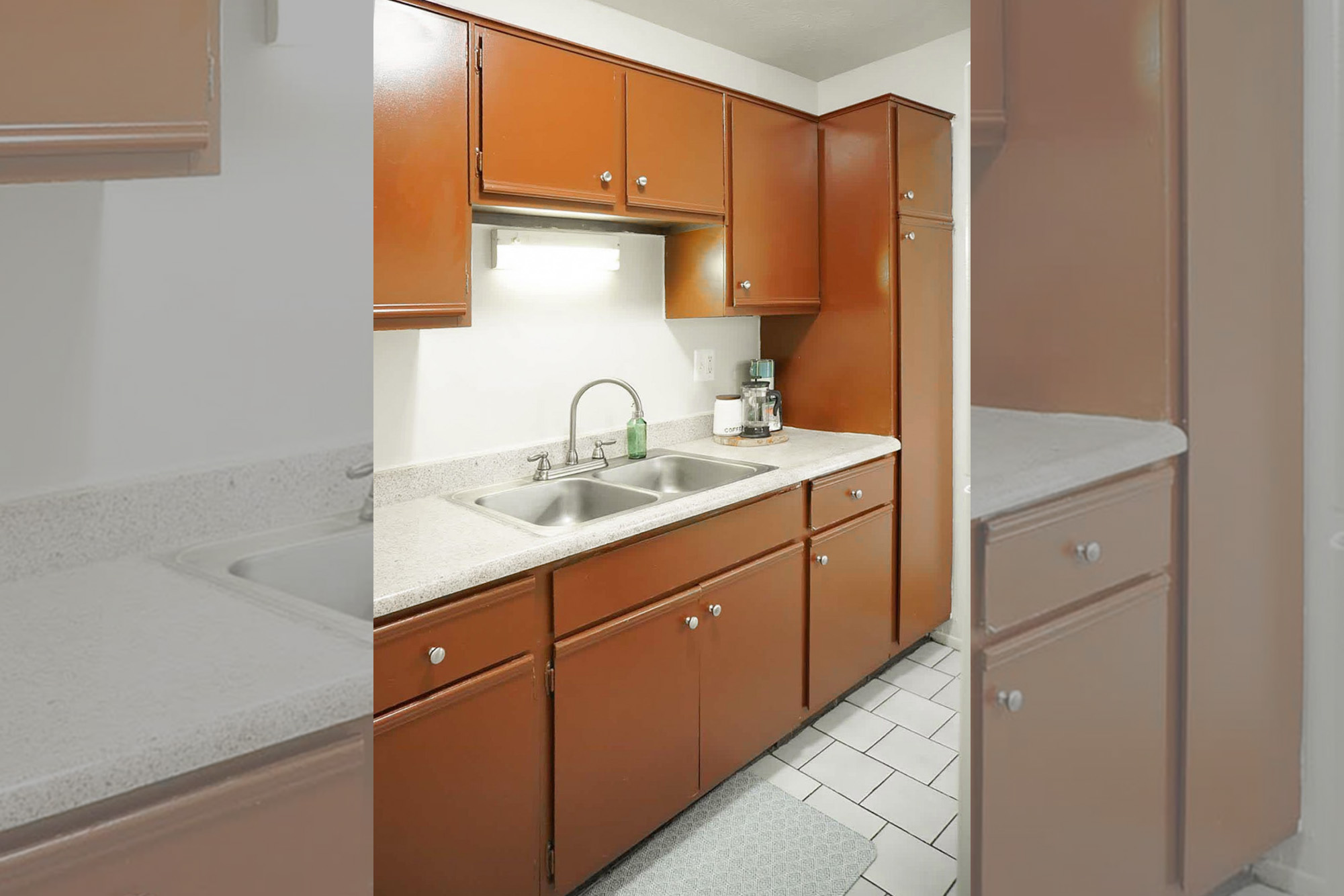 The Duckworth - 1 Bed 1 Bath - Kitchen Cabinets