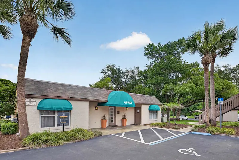 Leasing Office