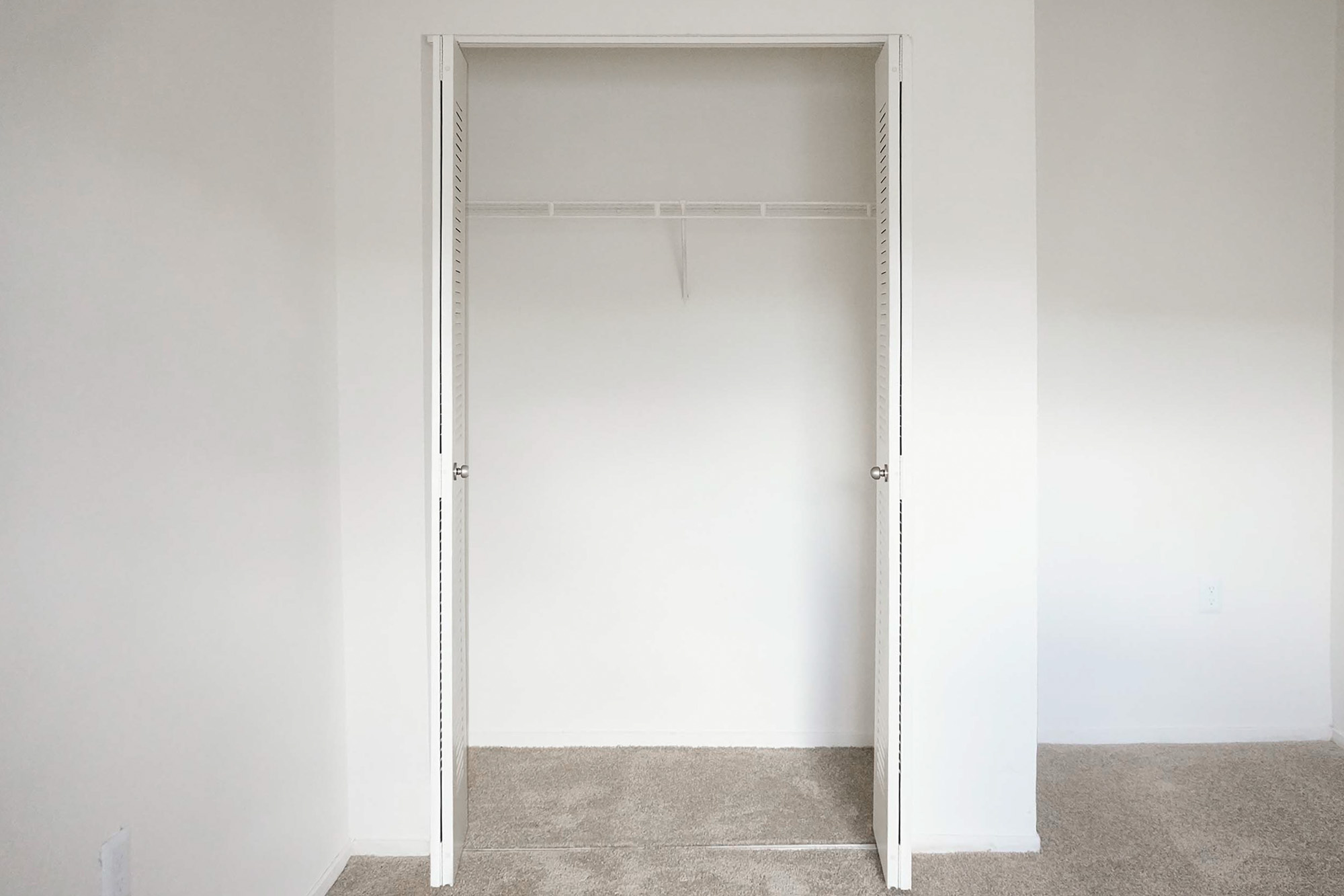 The Belleville - 3 Bed 2 Bath - Closet 2