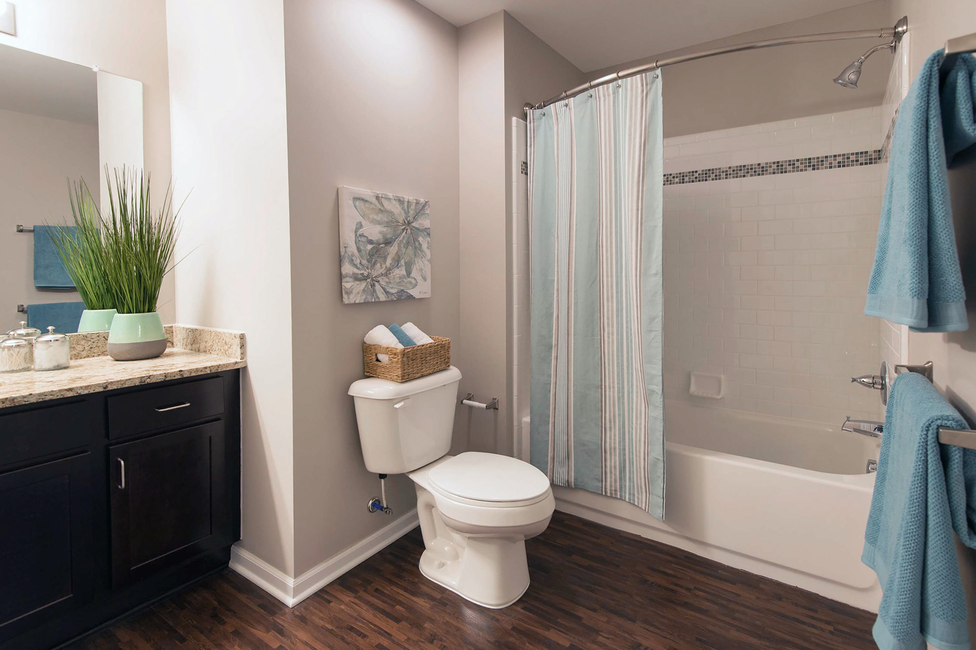 State Street - 1 Bed 1 Bath - Bathroom