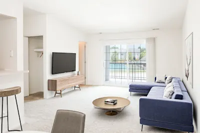 The Cardinal - 1 Bed 1 Bath - Living Room