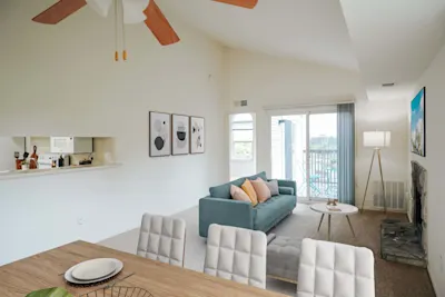 The Felix - 3 Bed 2 Bath - Living and Dining Room