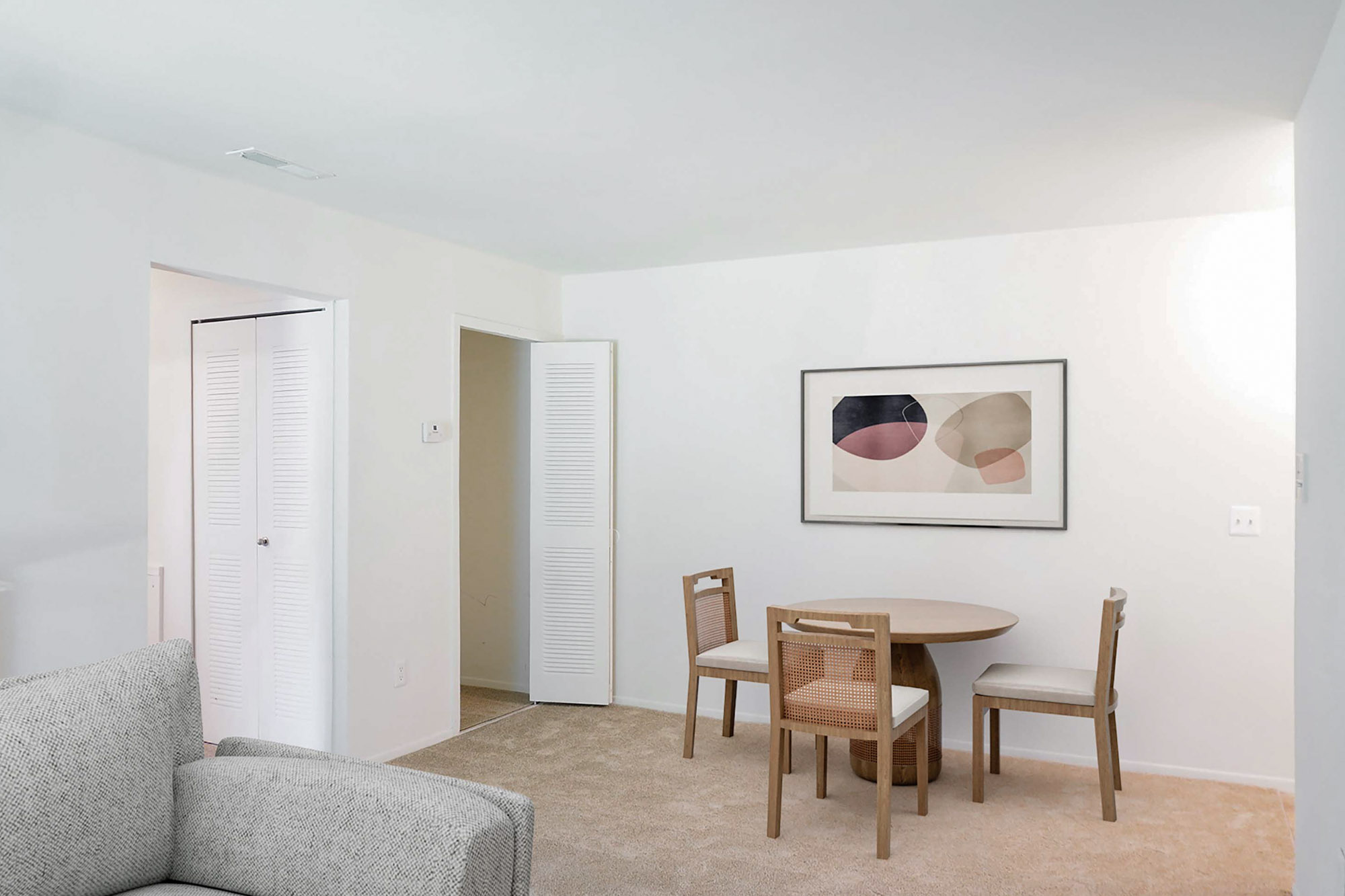 The Ashmere - 1 Bed 1 Bath - Dining Area