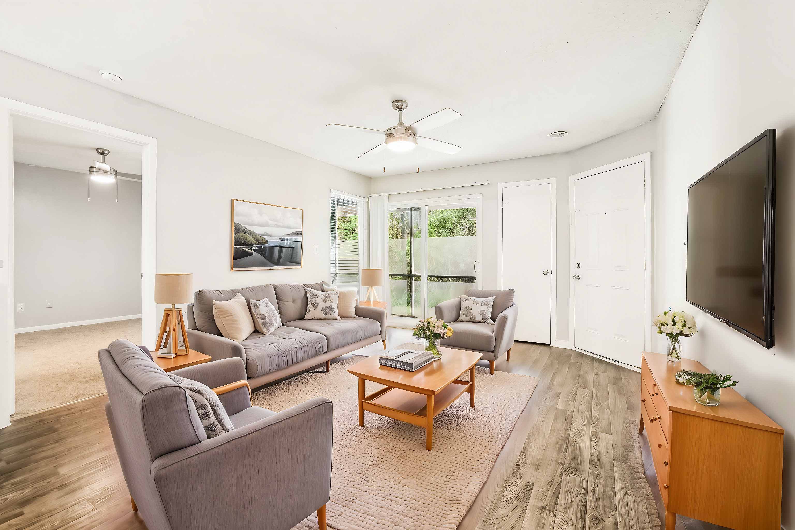 The Chianti - 2 Bed 2 Bath - Living Room