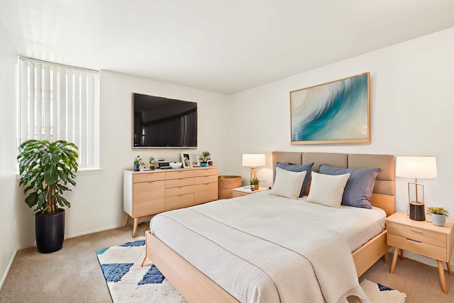 The Broadway - 1 Bed 1 Bath - 630 Sq. Ft.