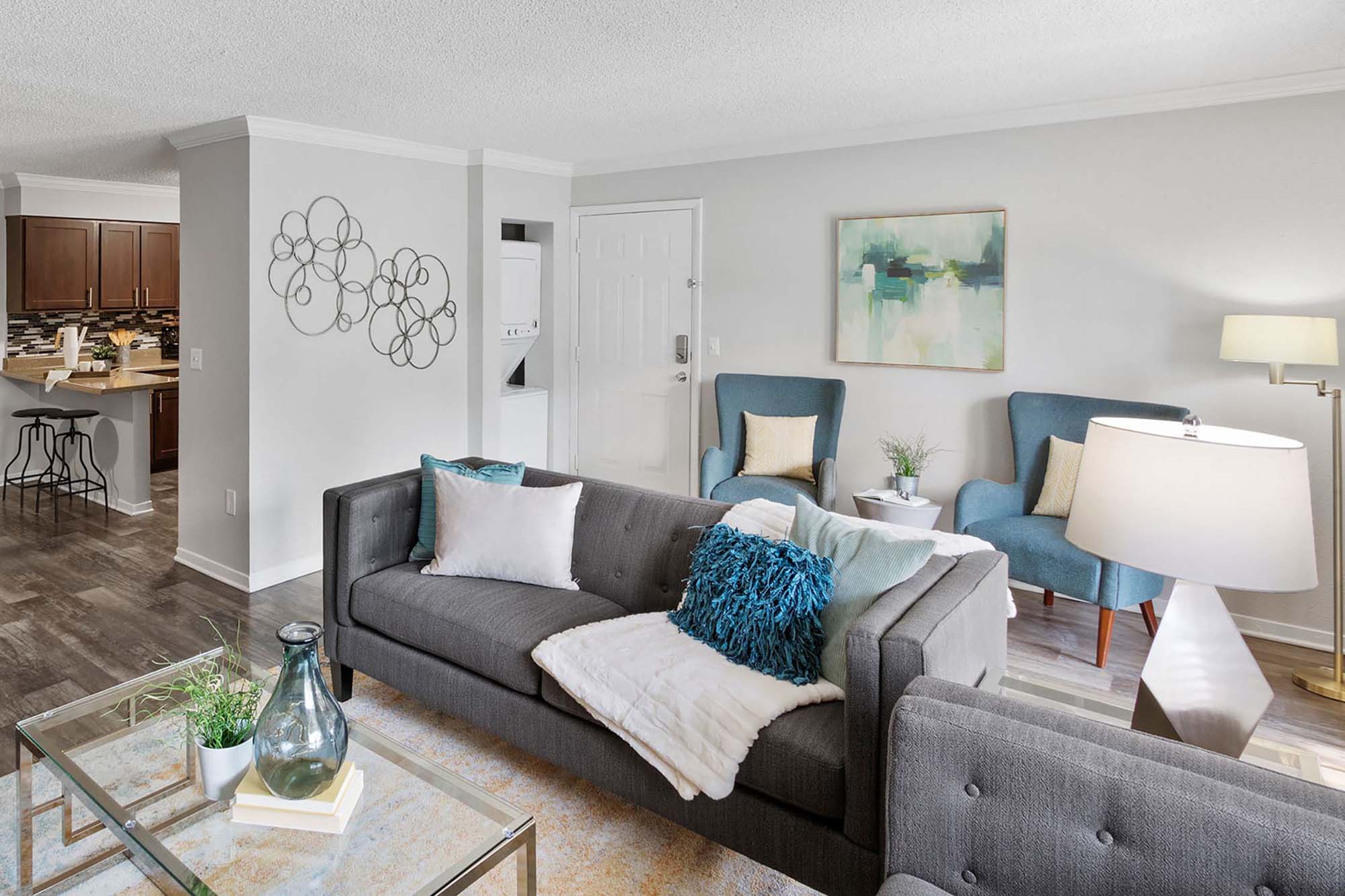 Ginnie - 1 Bed 1 Bath - Living Room