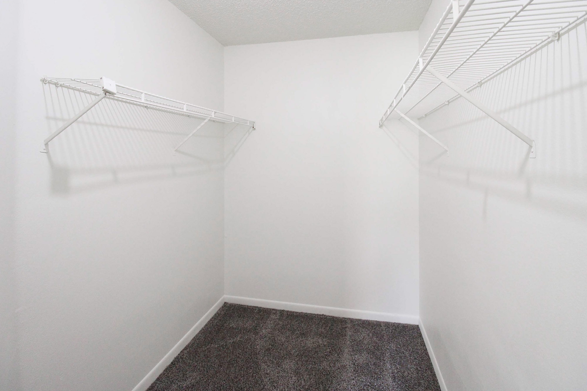 The Anderson - 2 Bed 2 Bath - Walk-In Closet