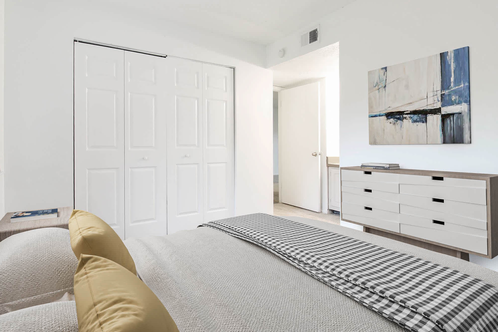 Discovery - 2 Bed 2 Bath - Primary Bedroom