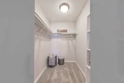 Destin - 1 Bed 1 Bath - Walk-In Closet