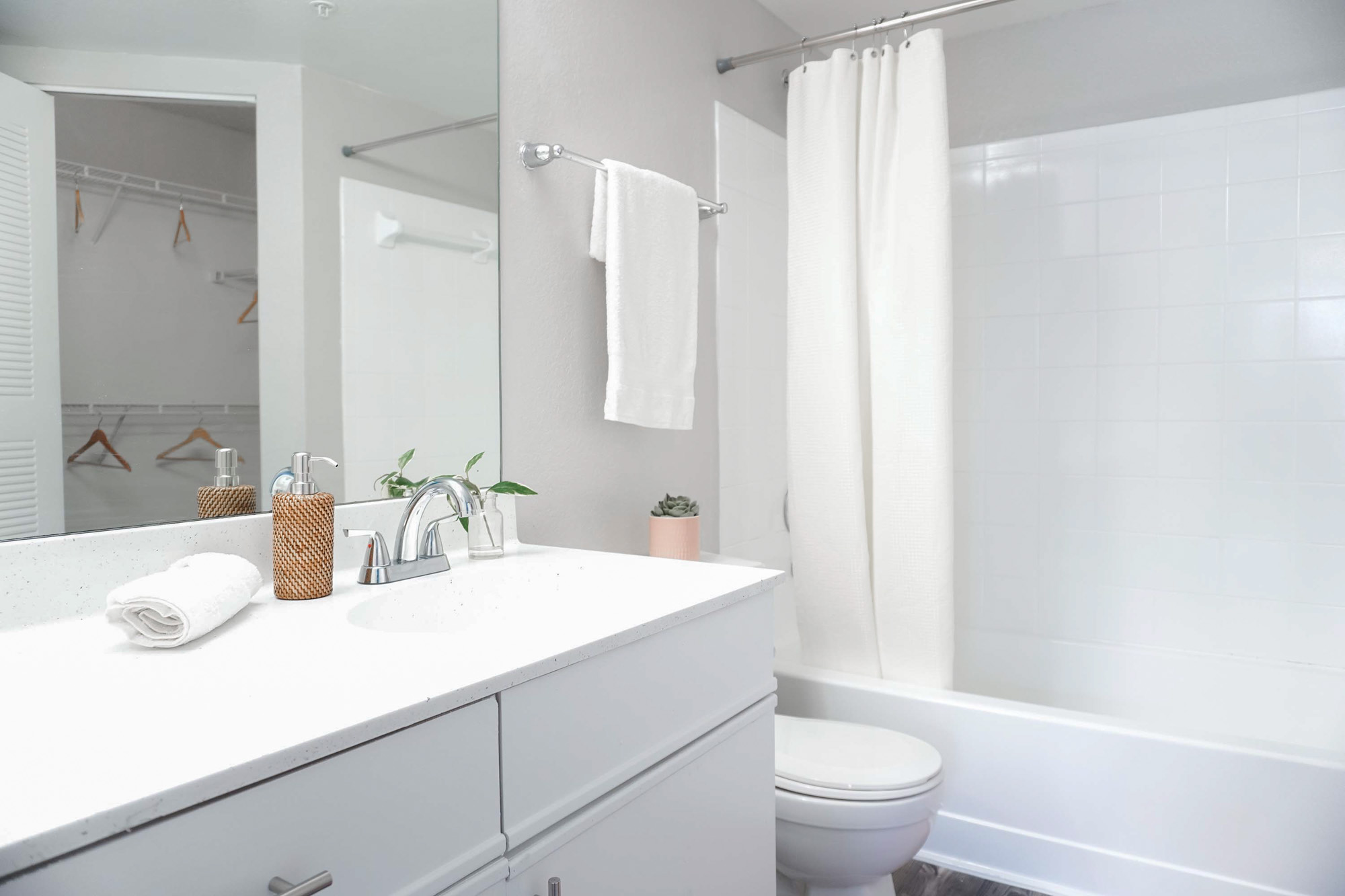 Punta Carena+ - 2 Bed 2 Bath - Primary Bathroom