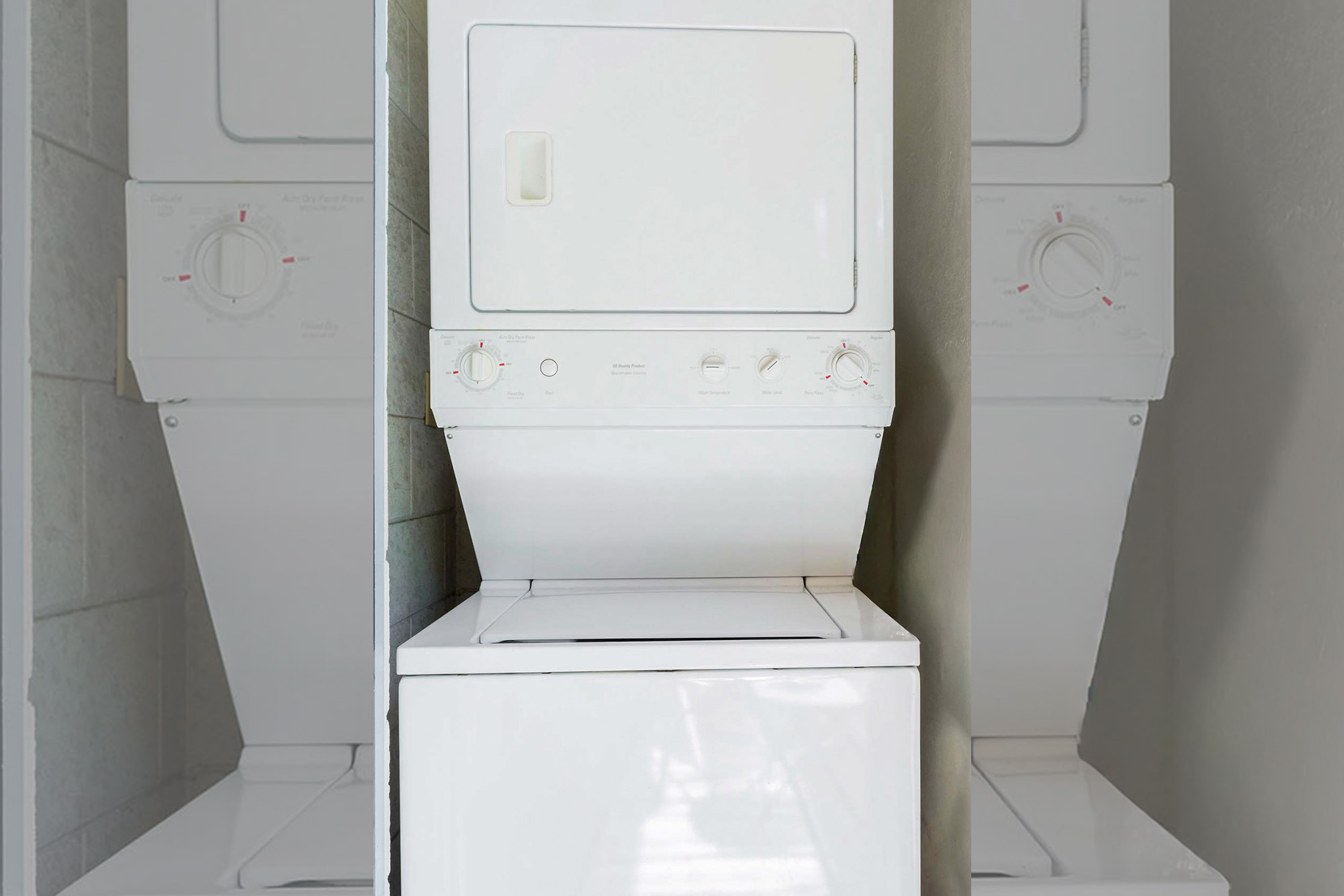 Granada - 2 Bed 2 Bath - In-Unit Laundry