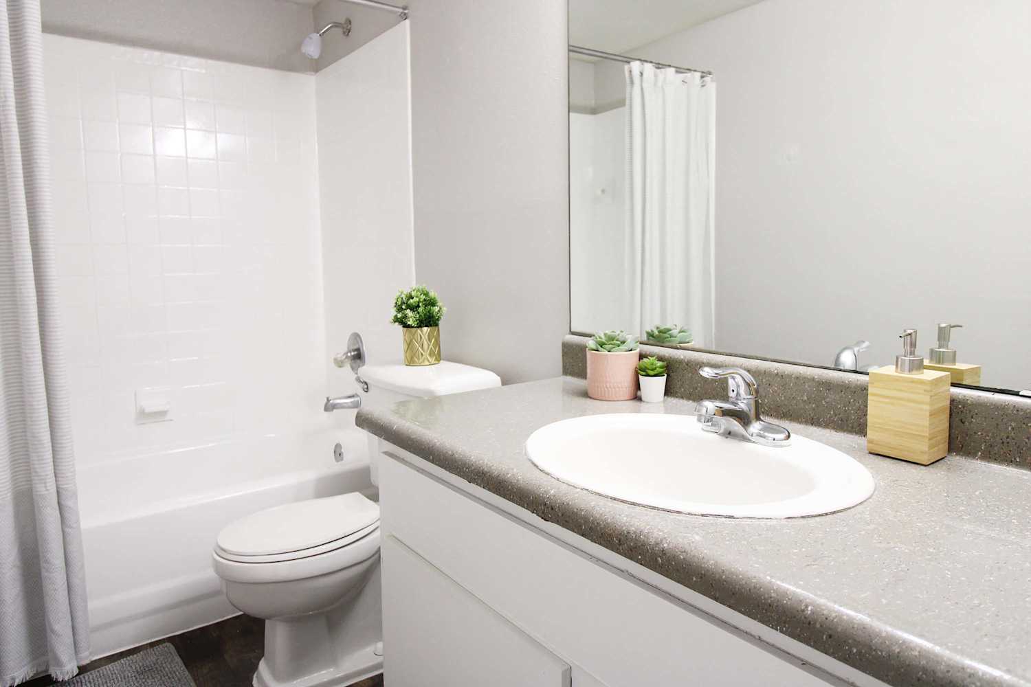 Media Gallery for Azure Winter Park apartments in Winter Park, Florida