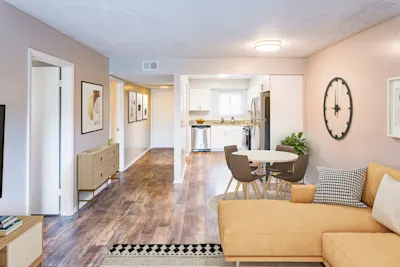 Granada+ - 2 Bed 2 Bath - Dining Room