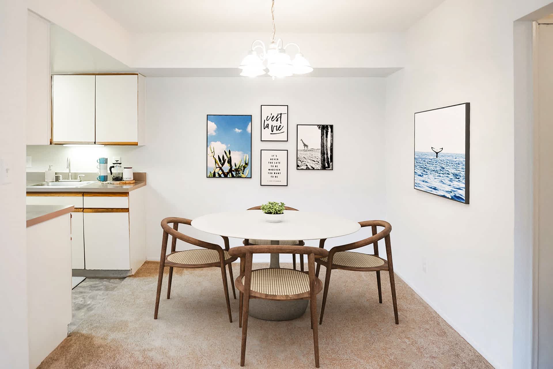 Copper Harbor - 2 Bed 1 Bath - Dining Room