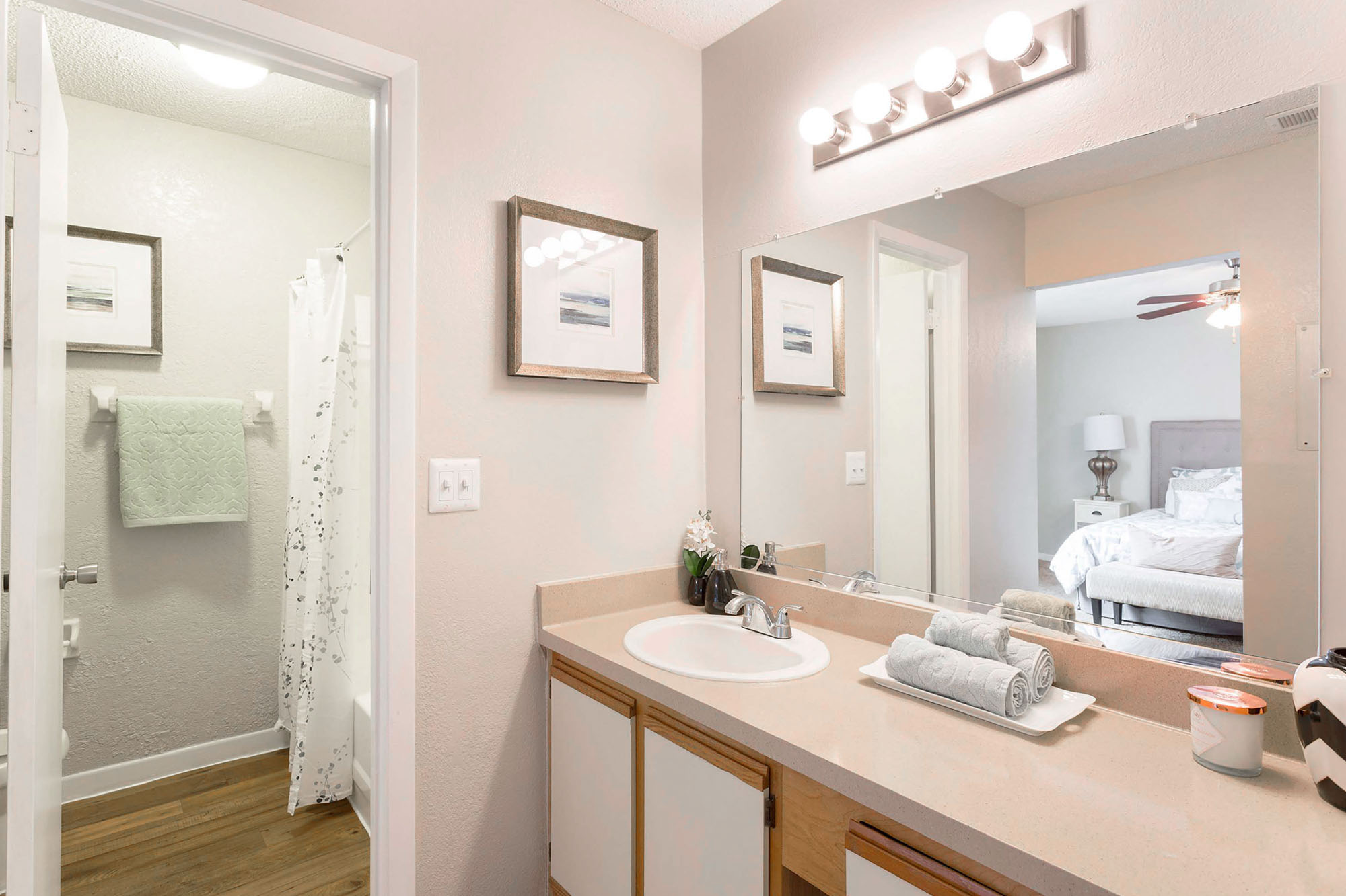 Navel - 1 Bed 1 Bath - Bathroom