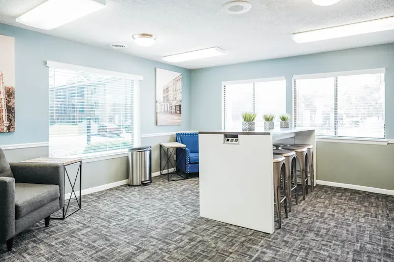 Leasing Office & Resident Lounge