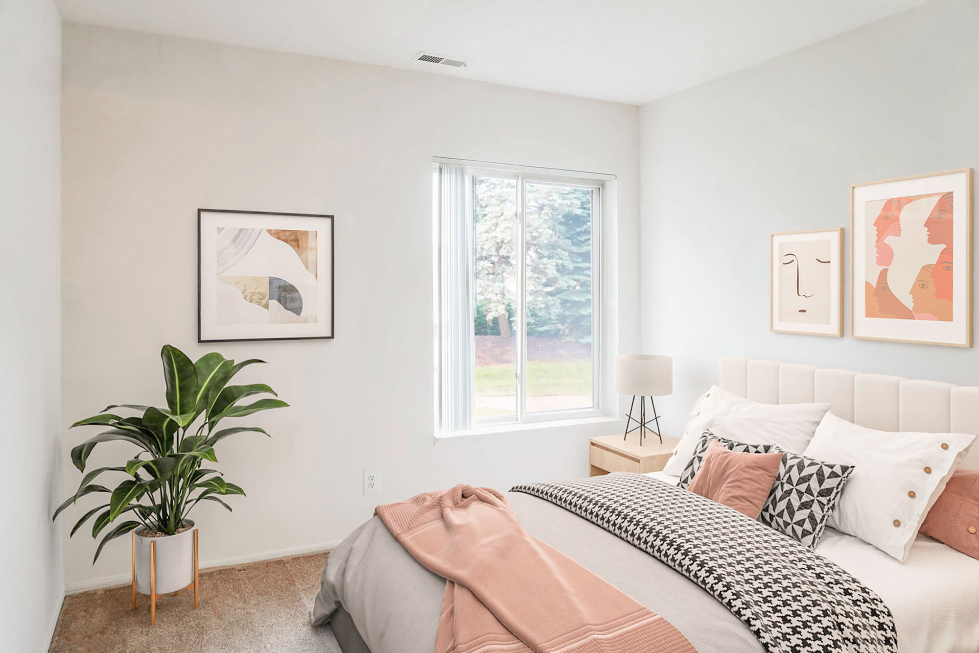 Copper Harbor - 2 Bed 1 Bath - Bedroom 2