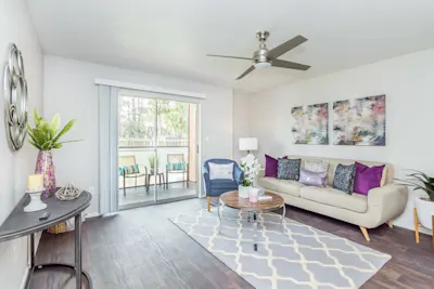 Clearwater - 1 Bed 1 Bath - Living Room