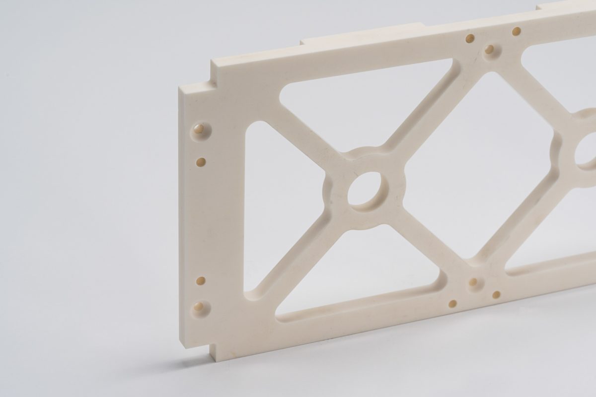 What is Delrin (POM-H) and what are its material properties? | Hubs