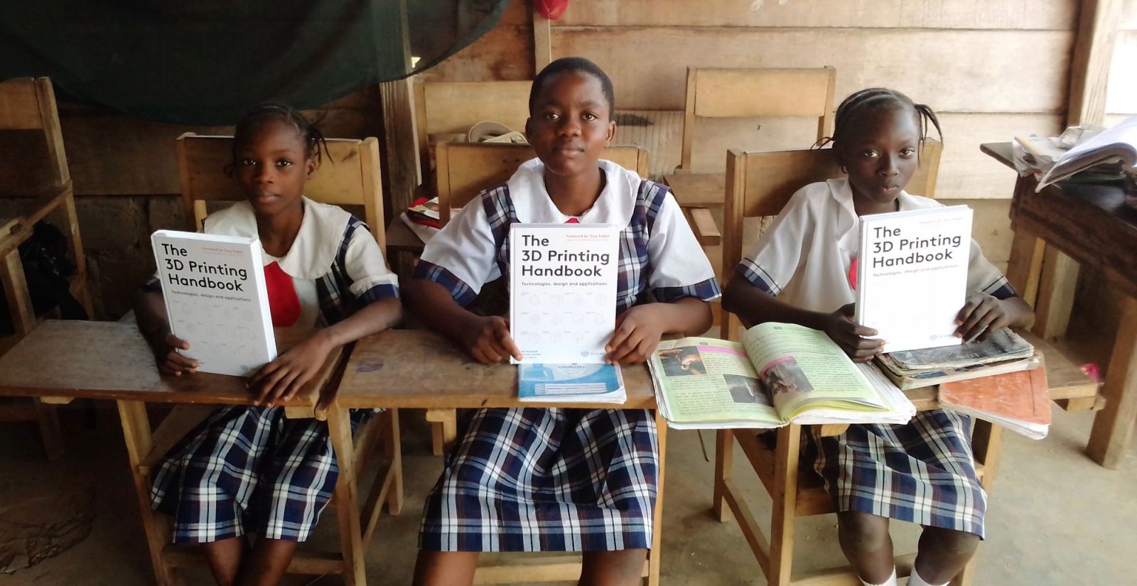 Skulle ristet brød Stædig Supporting 3D printing education in Nigeria with The 3D Printing Handbook |  Hubs