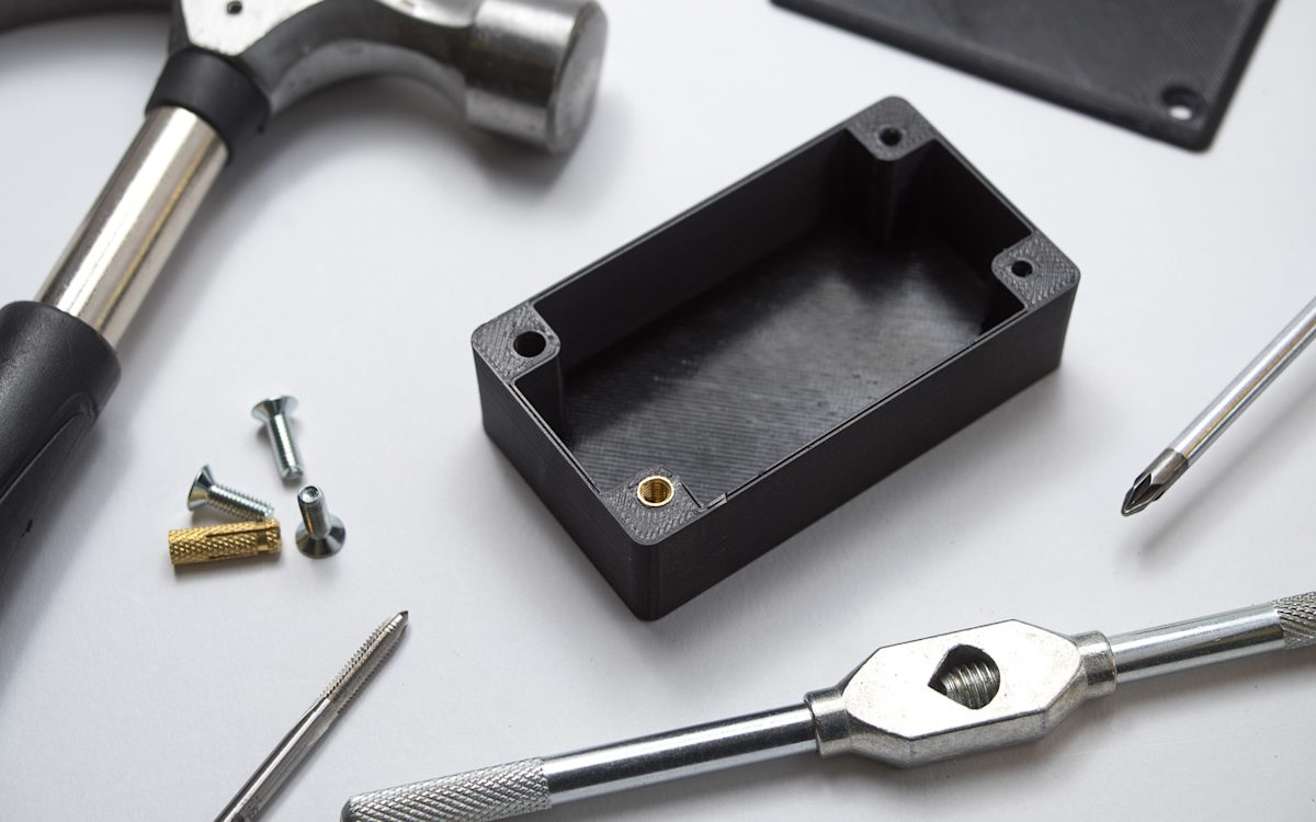 How do you assemble 3D-printed parts? Practical tips on threads ...