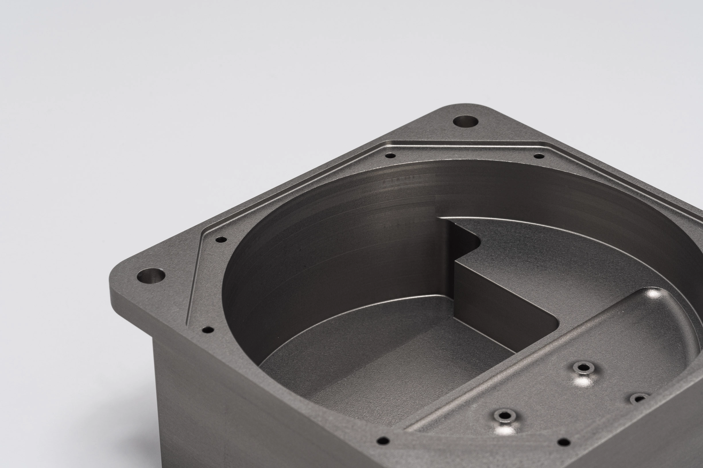 Musterteil für die Oberflächenveredelung „Geschlichtet + Typ III eloxiert“