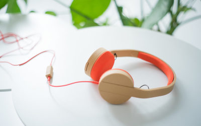 These custom 3D printed headphones you build yourself, are manufactured 150 countries | Hubs