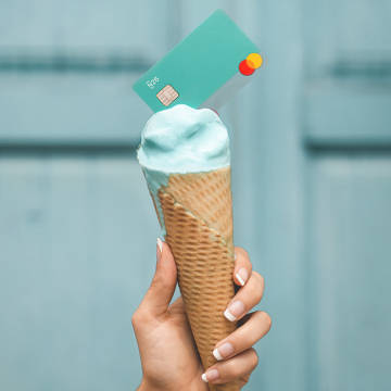N26 You card on an ice-cream.