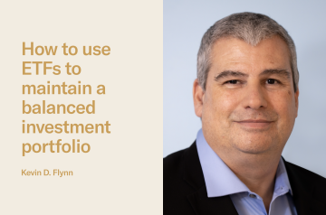 Kevin D. Flynn discussing how to use ETFs to maintain a balanced investment portfolio on the N26 blog.