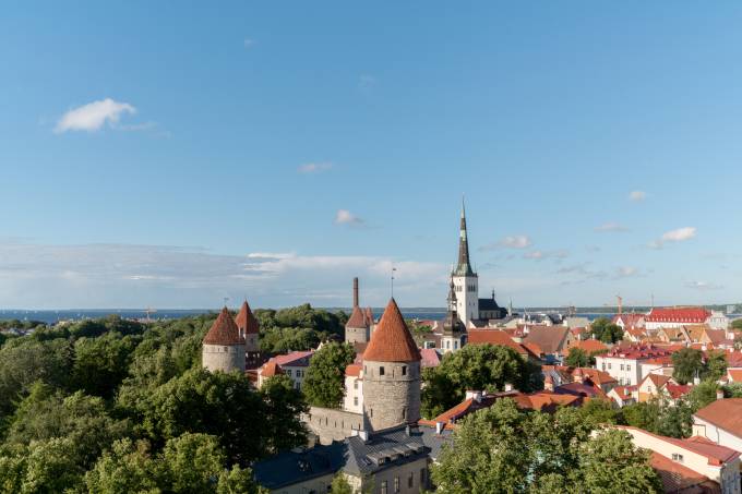 vue sur la vieille ville de Tallin.