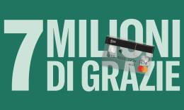 immagine Verde con testo 7 milioni di grazie e una carta di N26 in cima.