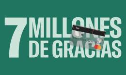 imagen verde con 7 millones gracias tarjeta de texto y N26 en la parte superior.