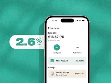 Mobile showing N26 saving account interface with a 2.6% interest rate.