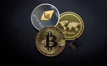 Illustration des pièces de crypto.