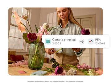 Une femme arrange des fleurs pendant qu'un graphique montre un transfert de son compte principal vers un compte PEA.