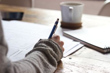 How do curricular internships work in Italy?