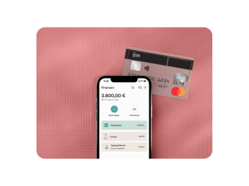 N26-App und eine transparente N26-Karte mit dem Beliebteste Banken Money-Abzeichen.