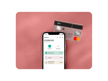 N26 app and a transparent N26 card with the Beliebteste Banken Money badge.