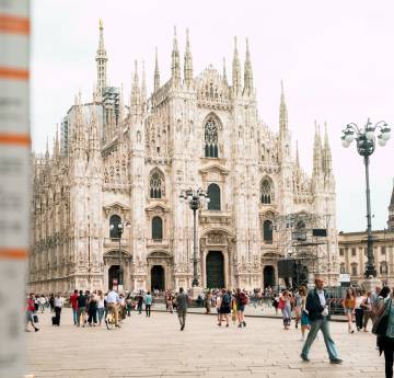 Picture of the Milan Cathedral.