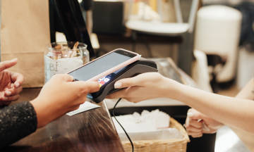 Contactless payment with a smartphone.