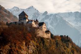 Castillo de Vaduz, Vaduz, Liechtenstein - Foto de Henrique Ferreira en Unsplash.
