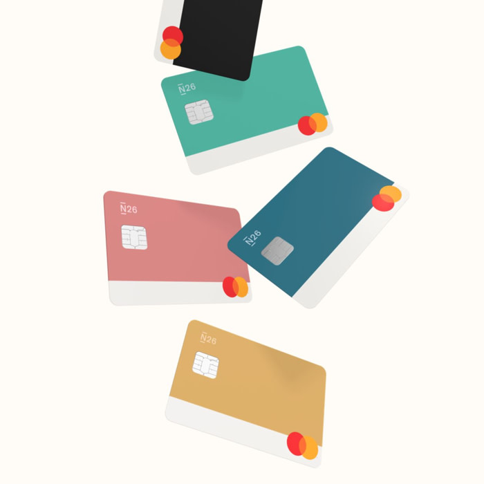 5 different coloured N26 You debit cards.