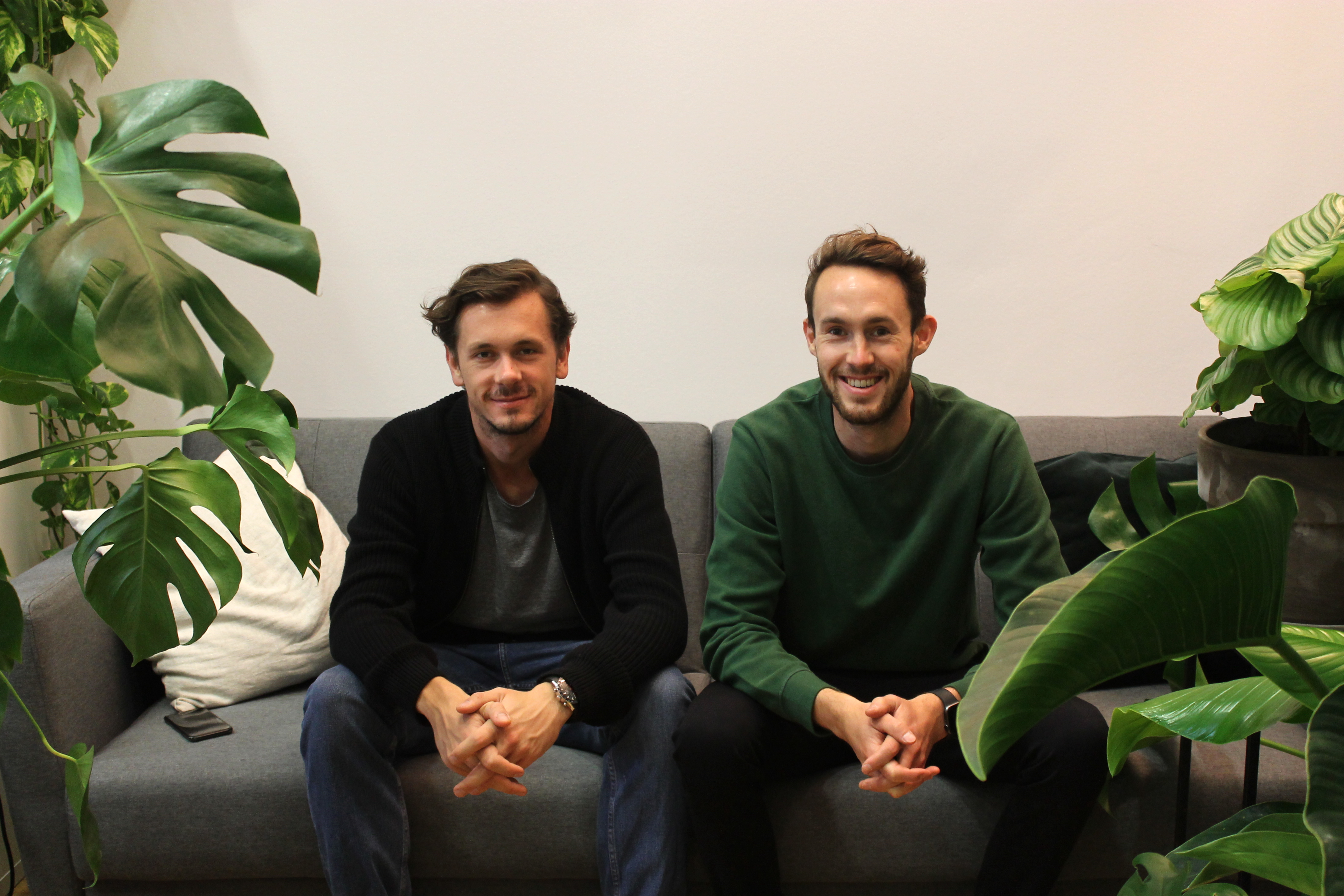 Plantclub Gründer Max Brenssell und Jack Lancaster.