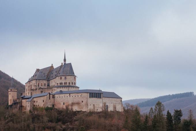foto del castello di Vianden in Lussemburgo.