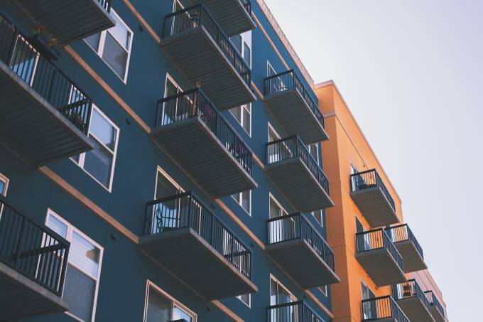 A series of flats seen from below.