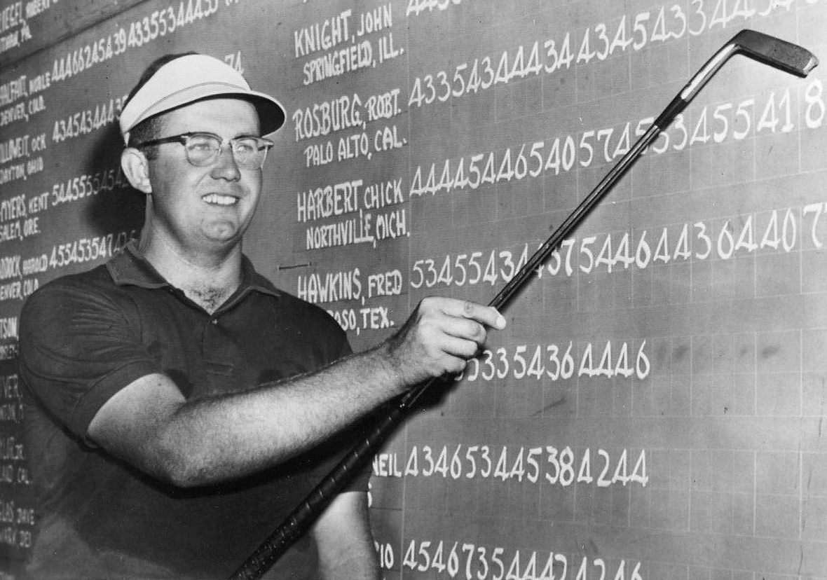 Bob Rosburg lining up a shot at the 1956 U.S. Open. UPI press wire photo; public domain in the US (published 1931-1977 without a copyright notice). Source: https://commons.wikimedia.org/wiki/File:Bob_Rosburg_1956.jpg