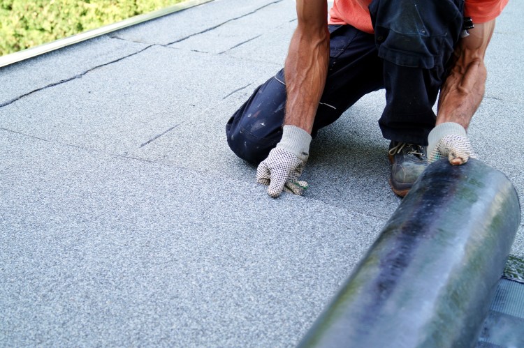 flat roof roofing instillation 