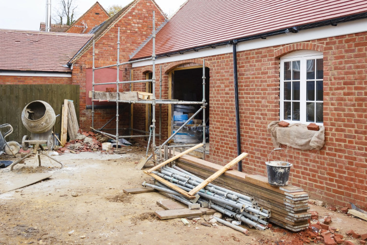 building site scaffolding refurbishment