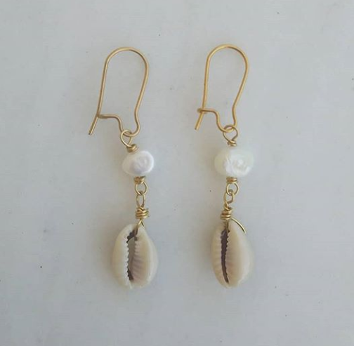 Pearl Sea Shell Earrings