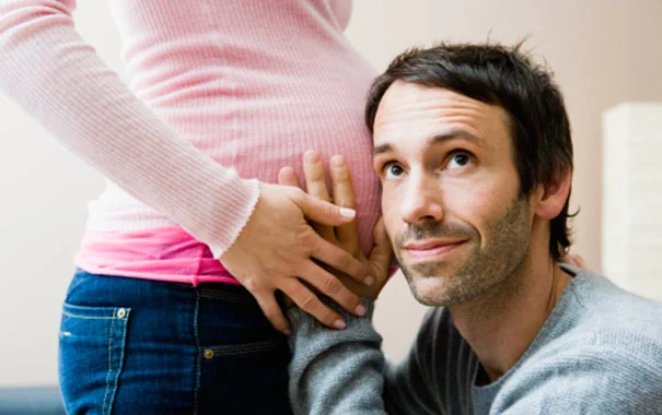 pregnancypregnancy-announcements-telling-your-partner